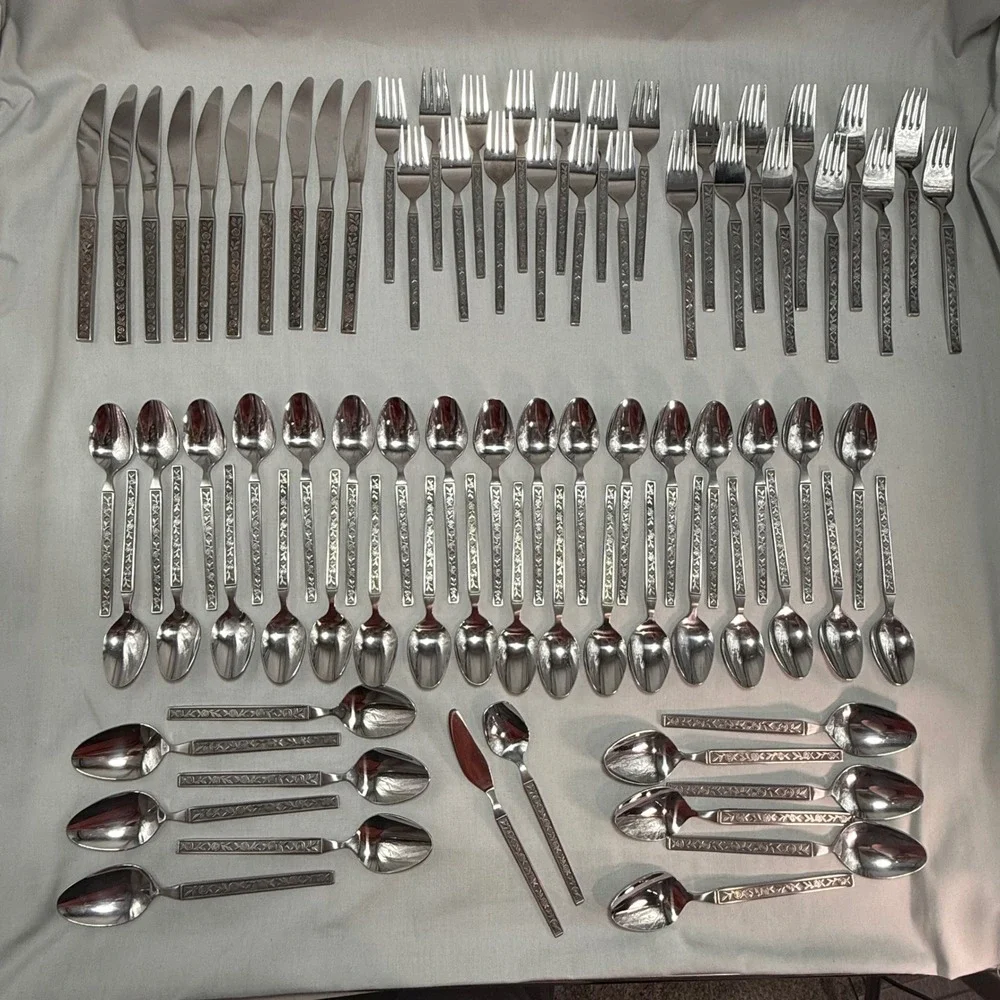 Mexicali Rose 82 Piece Replacement/ Supplemental Stainless Steel Floral 70s VTG